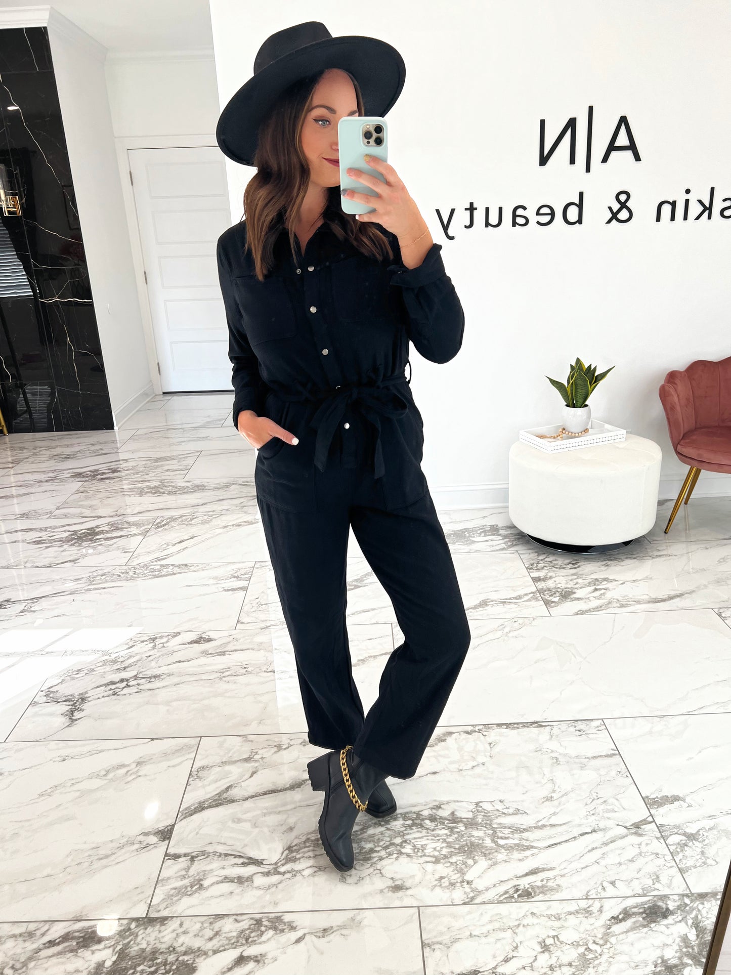 Yenni Black Booties
