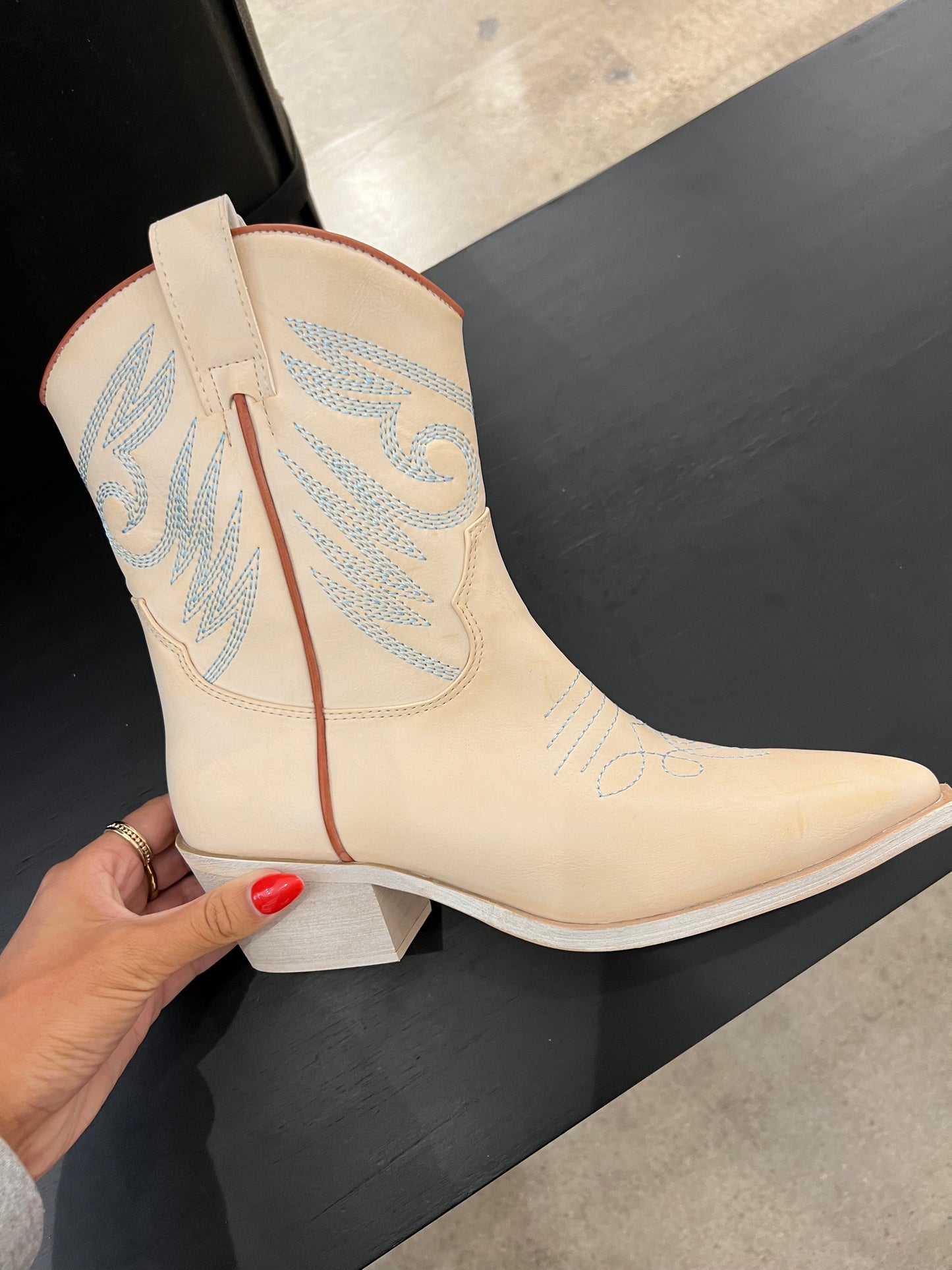 {Shu Shop} Zahara Cowboy Boot